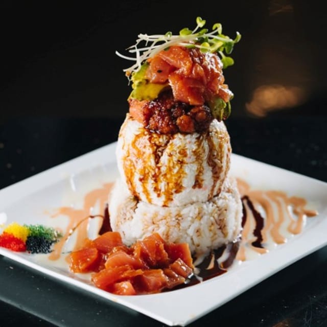 Happy Salmon Tower Roll.